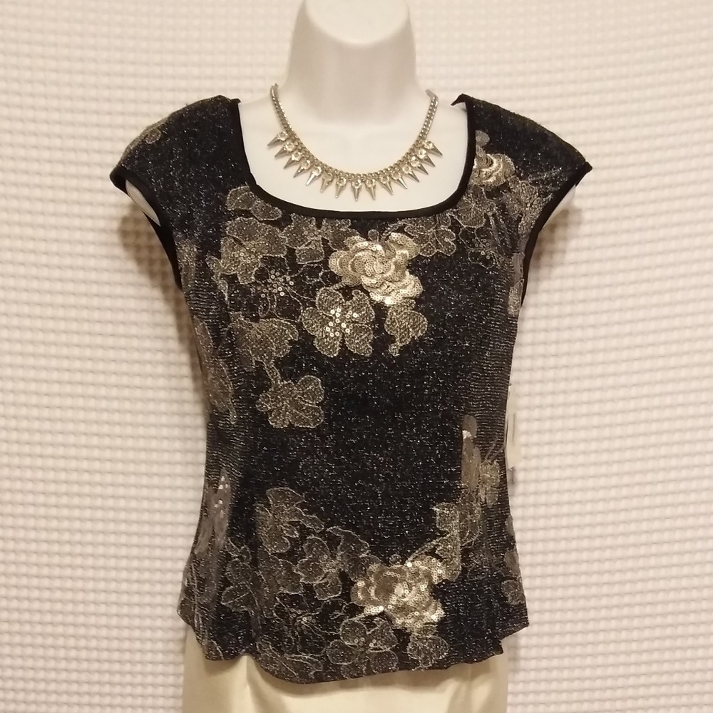 3/$20 CLOSET  CLOSING NWT BLACK SILVER SHIRT